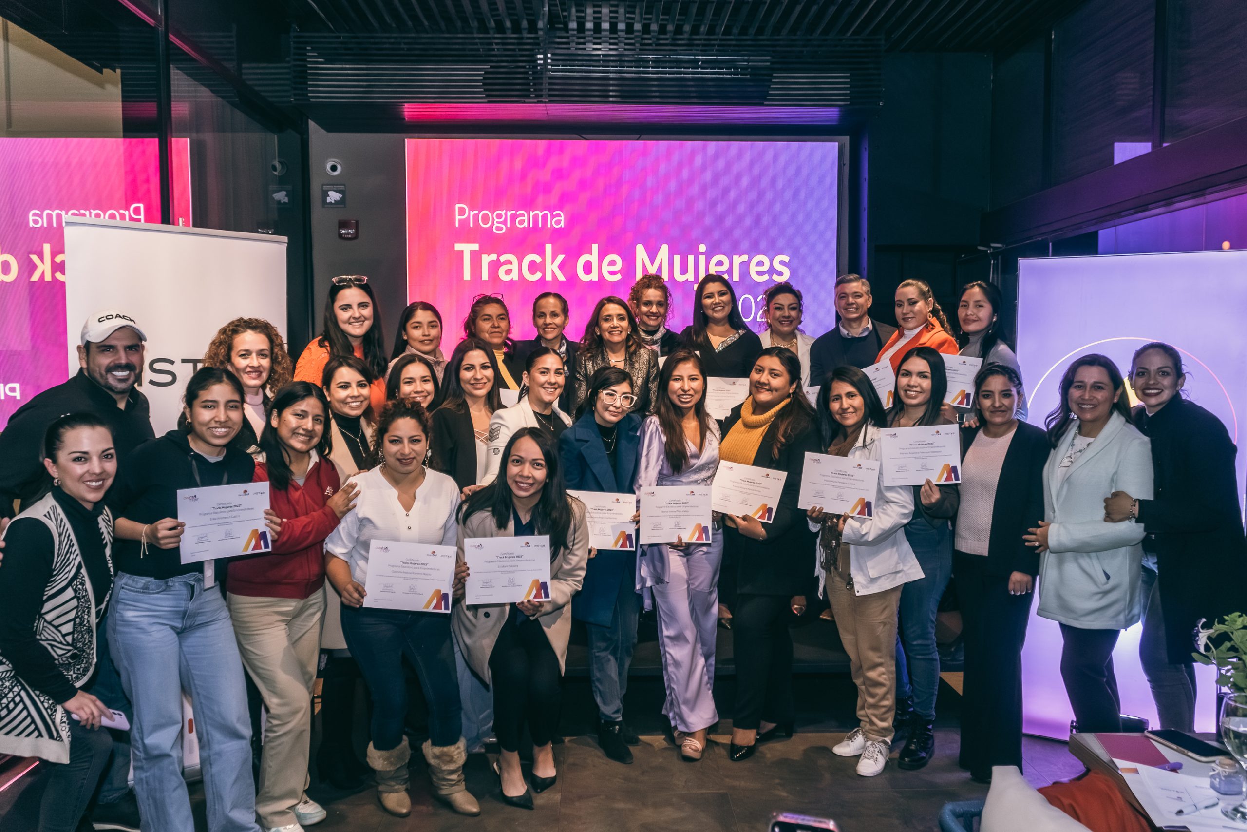 evento track mujeres